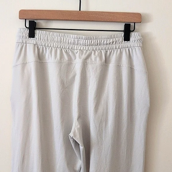 lululemon athletica Womens 8 Jogger Pants Cream Activewear Athleisure Casual - Picture 7 of 7